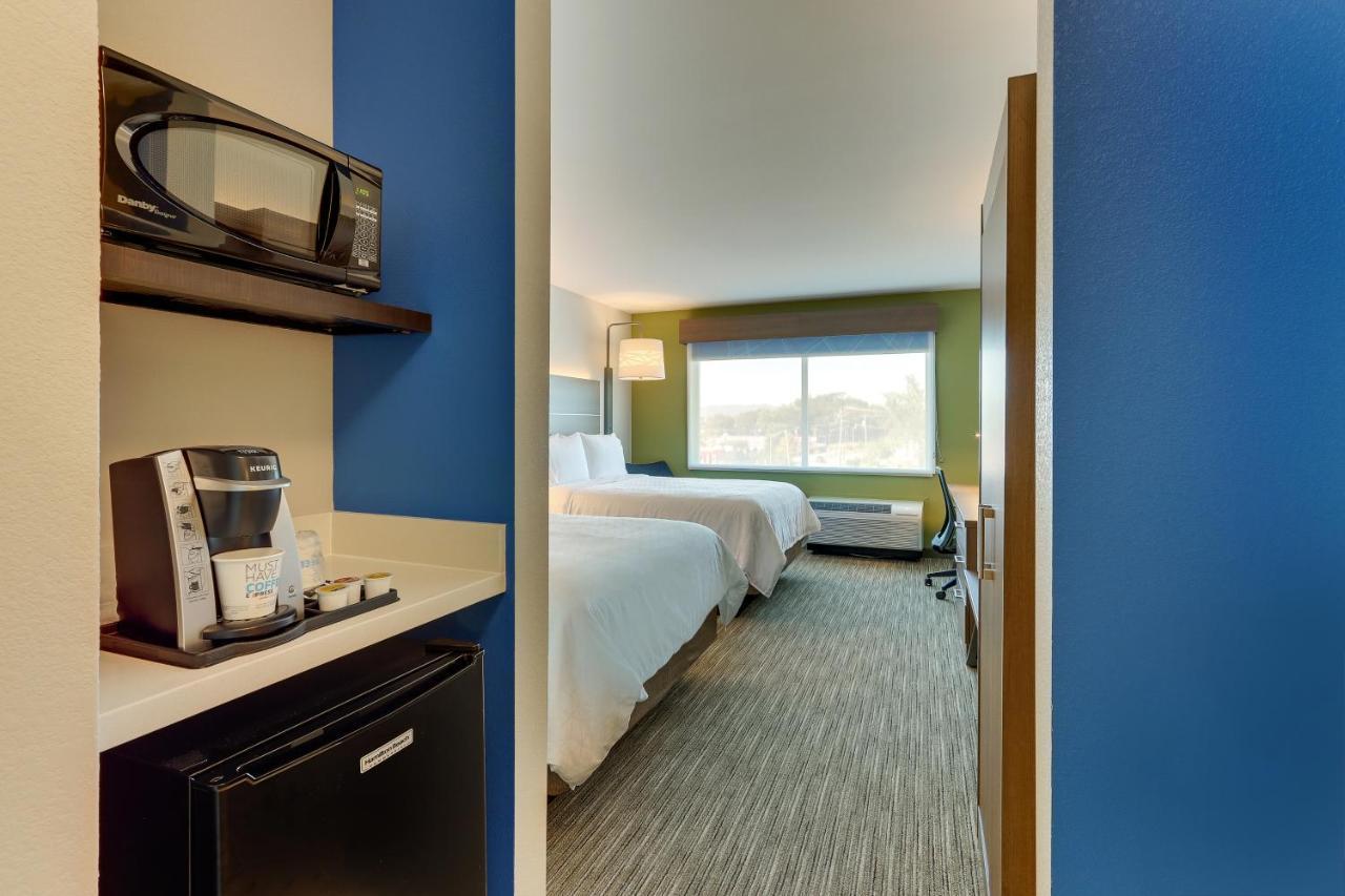 Holiday Inn Express & Suites - Roanoke - Civic Center Εξωτερικό φωτογραφία