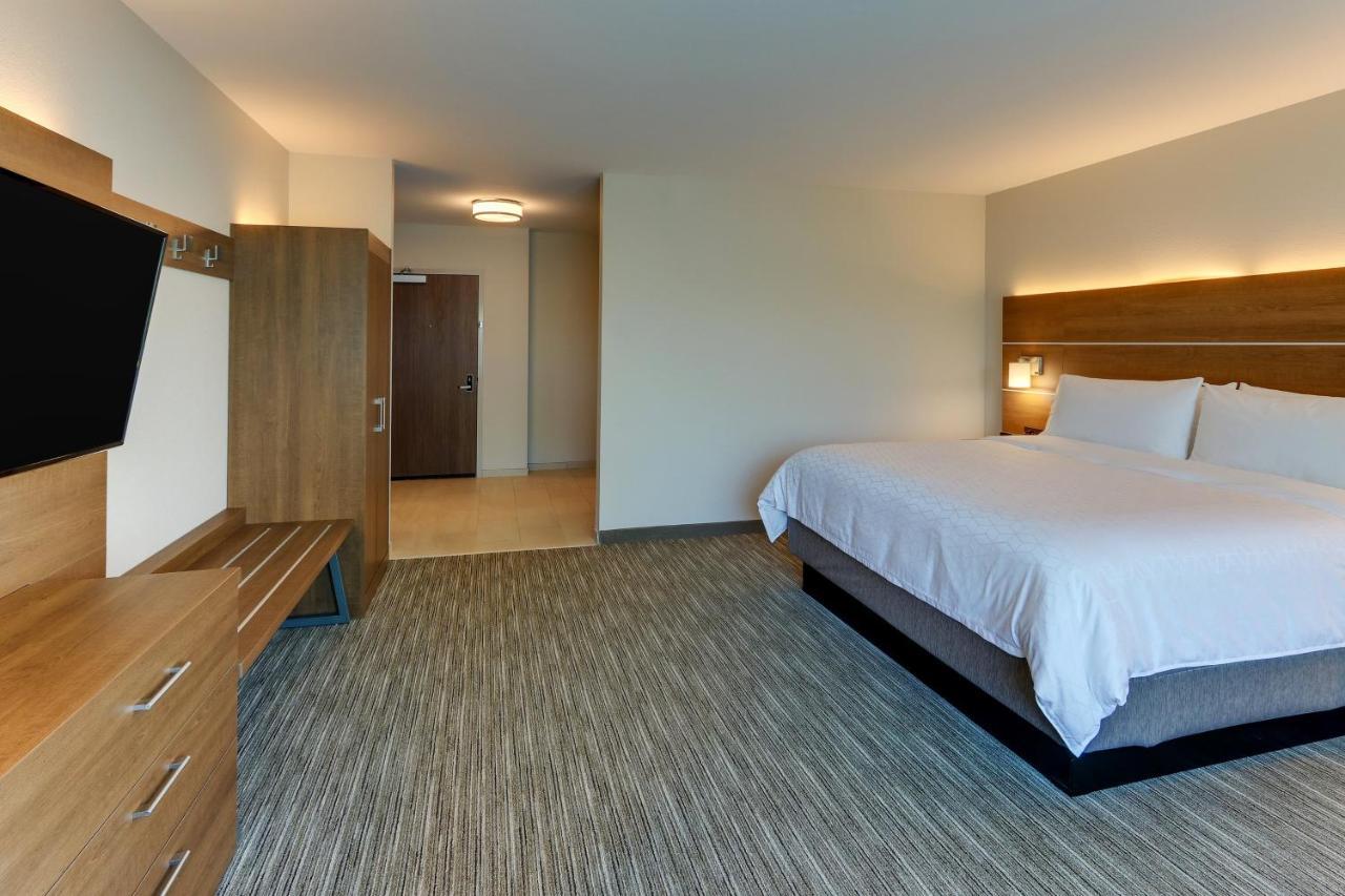Holiday Inn Express & Suites - Roanoke - Civic Center Εξωτερικό φωτογραφία